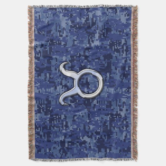 Taurus Zodiac Sign auf Navy Blue Digital Camouflag Decke (Vorderseite Vertikal)