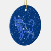 Taurus Zodiac Sign mit Sternen auf Deep Blue Keramik Ornament (Rechts)