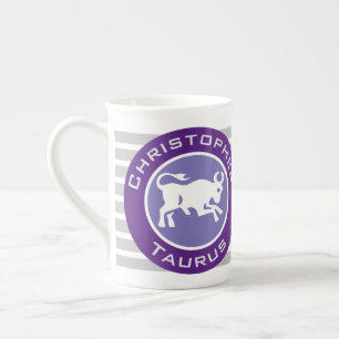 Taurus Zodiac Star Sign mit dem Namen des Eigentüm Porzellantasse