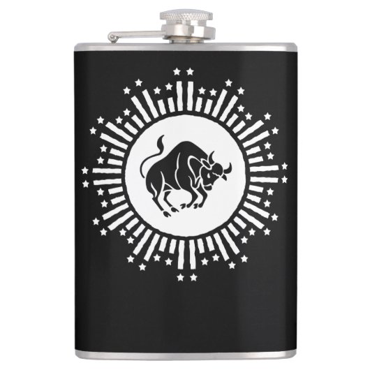 Taurus Zodiac Symbol mit keltischer Sternexplosion Flachmann (Vorderseite)