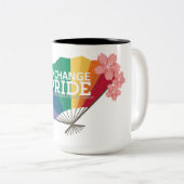 Tausche Pride-Becher mit Sakura-Blumen Zweifarbige Tasse (VorderseiteRechts)