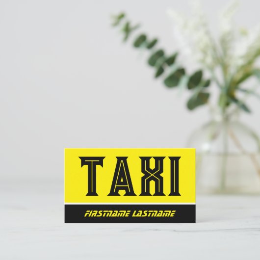 Taxis mit schwarzgelber Taxis Visitenkarte (Stehend Vorderseite)