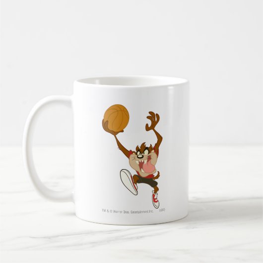 TAZ™ Basketball Layup Kaffeetasse (Links)