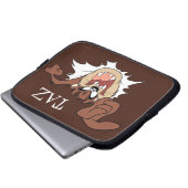 TAZ™ Burning Through Page Laptopschutzhülle (Vorne Knopf)