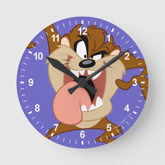TAZ™ | Sticking His Tongue Out Runde Wanduhr (Vorderseite)