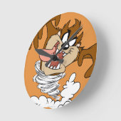 TAZ™ Whirling Tornado Runde Wanduhr (Winkel)