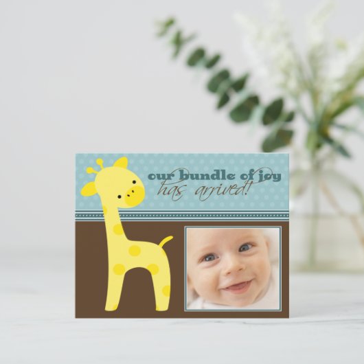 {TBA} Bundle of Joy Giraffe Birth Announcement Ankündigung (Stehend Vorderseite)