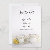 Tea Cup with Yellow Daisies Wedding Save the Date (Vorderseite)