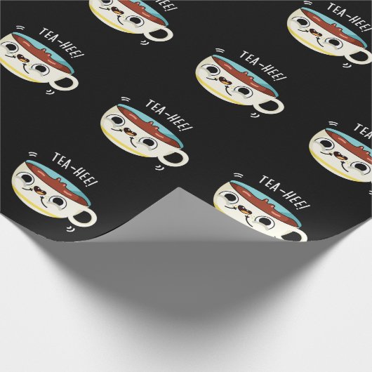 Tea Hee Funny Tee Cup Pun Dark BG Geschenkpapier (Ecke)