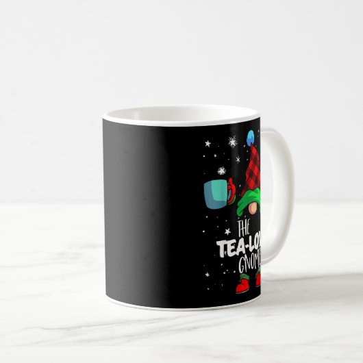 Tea Lover Gnome Red Buffalo Plaid Matching Family Kaffeetasse (VorderseiteRechts)