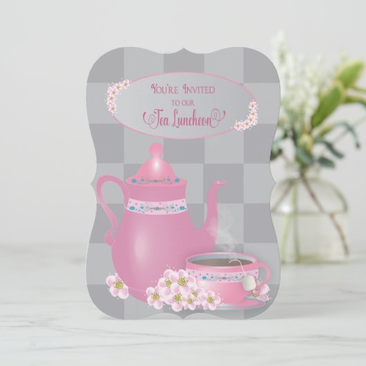 Tea Luncheon, Teapot & Teacup Ladys, Pink & Grau Einladung (Stehend Vorderseite)