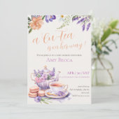 Tea Party Baby Dusche Einladung | LILA (Stehend Vorderseite)