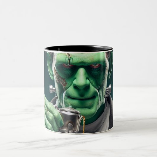 Tea Time Frankenstein Zweifarbige Tasse (Mittel)