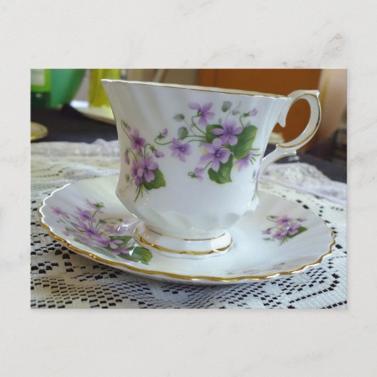 Tea Time - Vintage Violets Tea Cup Postkarte (Vorderseite)