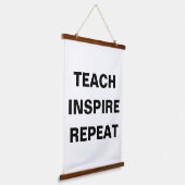 Teach Inspire Repeat Modern Design Wandteppich Mit Holzrahmen (Gewinkelt)