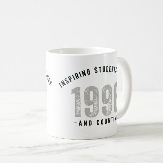 Teacher Mug – Inspiring Students Since 1996 Kaffeetasse (VorderseiteRechts)