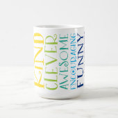 TEACHER NAME farbiger Regenbogen-positiver Wortsch Kaffeetasse (Mittel)