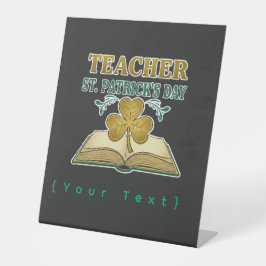 Teacher & Student Class of 2026 - Knowledge is Lig Sockelschild