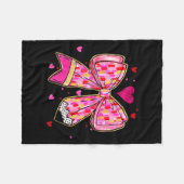 Teaching Is A Work Of Heart Pencil Bow Teacher Val Fleecedecke (Vorderseite (Horizontal))