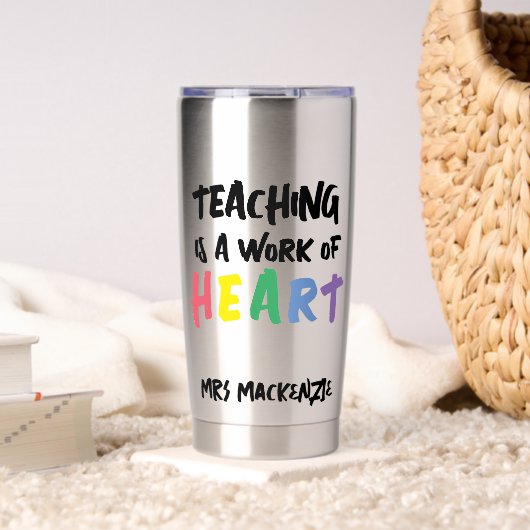 Teaching is a Work of Heart Personalized Thermobecher (Wohnzimmer (gedreht))