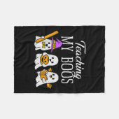 Teaching My Boos Ghost Teacher Halloween Soky Educ Fleecedecke (Vorderseite (Horizontal))