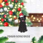 Teacup Poodle Weihnachtsmann Ornament Fotoskulptur Ornament<br><div class="desc">Niedlich,  lockig haarig,  schwarz,  Teekessel mit rotem Weihnachtshut auf dem Kopf. Adorable Augen und rosa Zunge heraus. Grafische Darstellung von: Lori@SaltTownStudio</div>