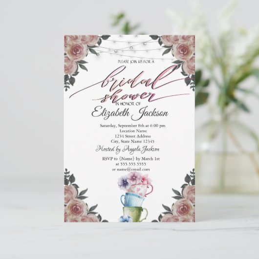 Teacups Blume String Lights Brautparty Einladung (Stehend Vorderseite)