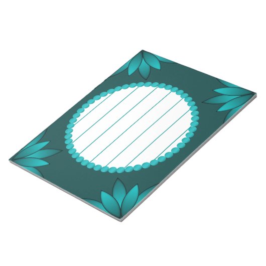 Teal-Blatt-Mandala-Design auf Dunkelcyan Notizblock (angewinkelt)
