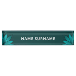 Teal Leaf Mandala Design auf Dunkelcyan Namensplakette