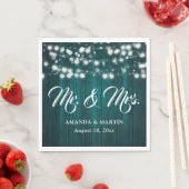 Teal Rustic Wood String Lights Mr and Mrs Wedding Serviette (Beispiel)