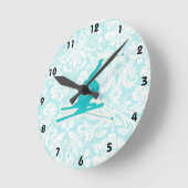 Teal Snow Skiing Runde Wanduhr (Winkel)