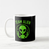 Team Alien – Lustiger grüner außerirdischer Friede Kaffeetasse (Links)