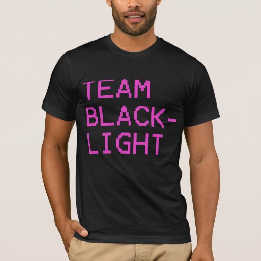Team Blacklight (Pink-Logo) T-Shirt (Vorderseite)