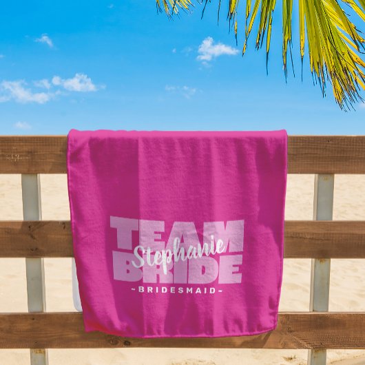 Team Bride Bridesmaid Wedding Chic Retro Pink Pool Strandtuch