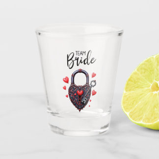 Team Bride Goth Heart Lock and Key Schnapsglas