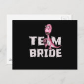 Team Bride Pink Dinosaur Brautparty Einladungspostkarte (Vorne/Hinten)