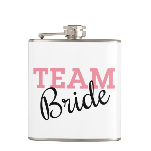 Team Bride Pink Script Flachmann (Vorderseite)
