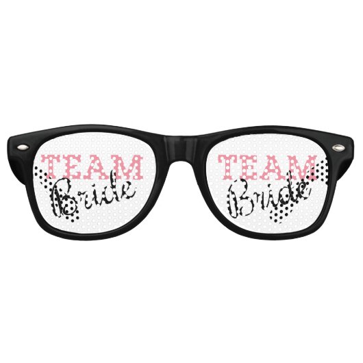 Team Bride Pink Script Sonnenbrille (Vorderseite)