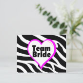Team Bride (Zebra Print) Postkarte (Stehend Vorderseite)