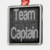 Team Captain Extraordinaire Ornament Aus Metall (Links)