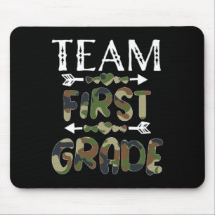 Team Erste Klasse Zurück zur Schule 1. Tag Camo Le Mousepad
