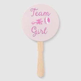 Team Girl mit Rattle Fächer