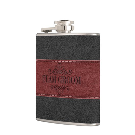 Team Groom Black & Red Leather Flachmann (Links)