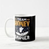 Team Honey Badger - Cooles Tiergeschenk Kaffeetasse (Links)