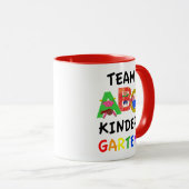 Team-Kindergarten zurück zu Schule ABC Tasse (VorderseiteRechts)