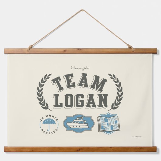 Team Logan Gilmore Girls Design Wandteppich Mit Holzrahmen (Vorne)
