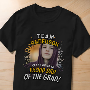 Team [Nachname] Stolz Vater des Absolventen Foto T-Shirt