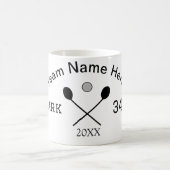 Team Name hier geben Name Nummer Ball Paddle Golf Kaffeetasse (Mittel)