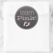 Team Pink Chalkboard- Baby Shower Gender Reveal Runder Aufkleber (Tasche)