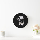 Team Pointe Ballet Silhouette Runde Wanduhr (Zuhause)
